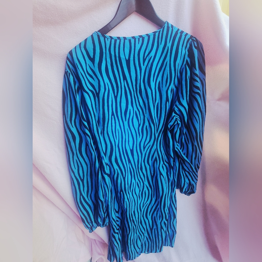 SHEIN | Blue Zebra Wrap Dress - Picture 9 of 9